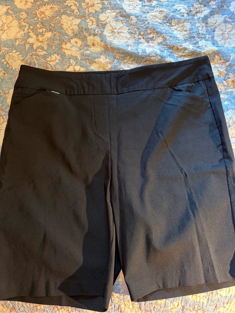 EP Pro Black Women’s Bermuda Shorts